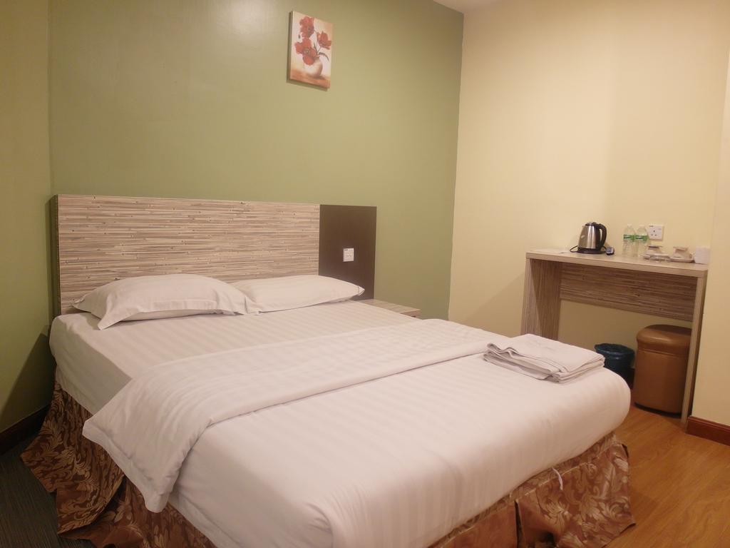 Lbs Hotel Cheras Zimmer foto